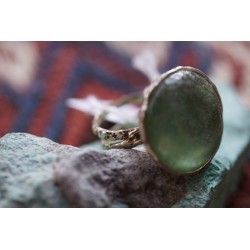 Mint Glasstein Ring elegant...